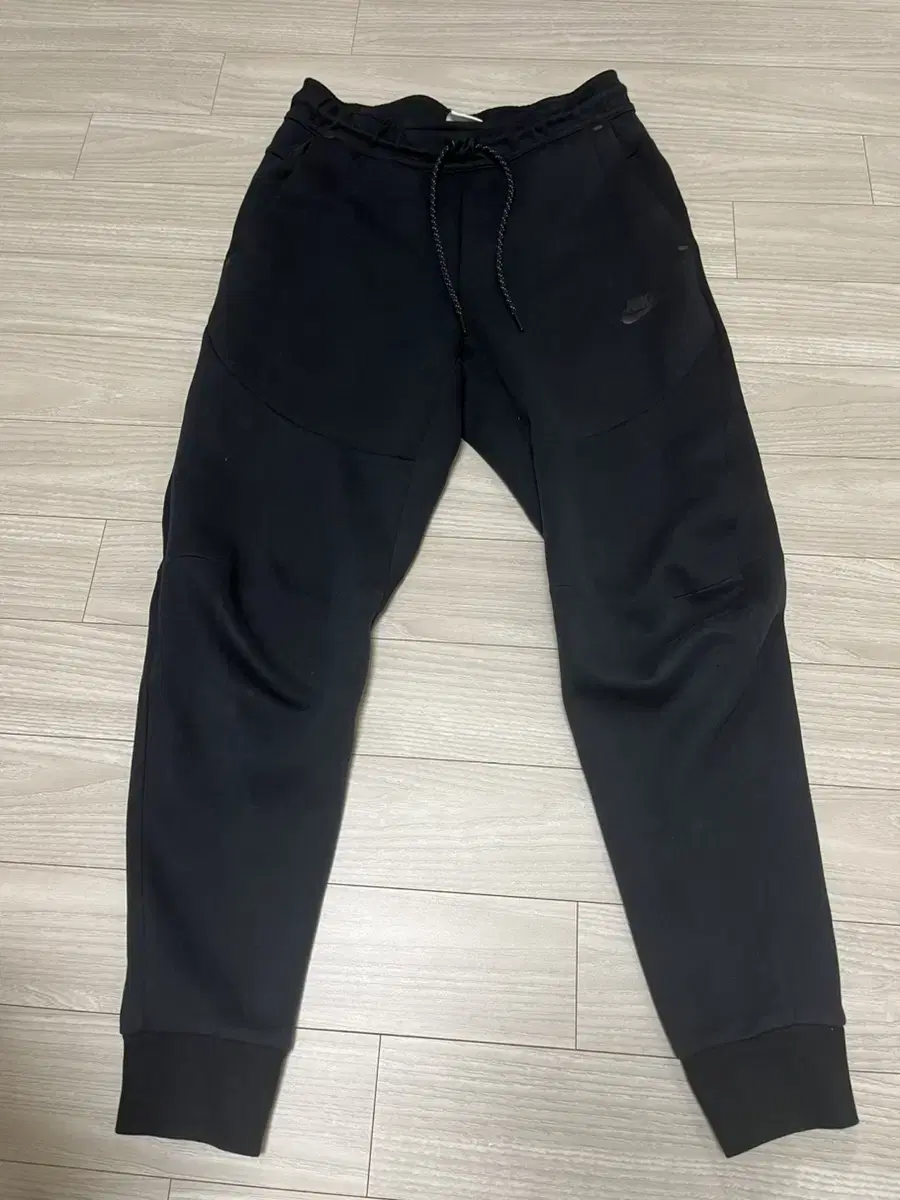 Nike TechPack Trousers S Black