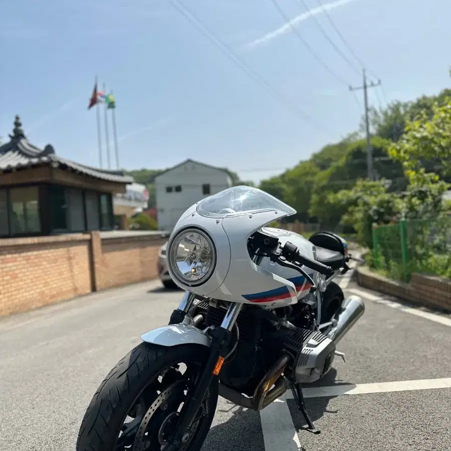 17년 1BMW R9T 레이서1200cc 기함급 오토바이 스쿠터