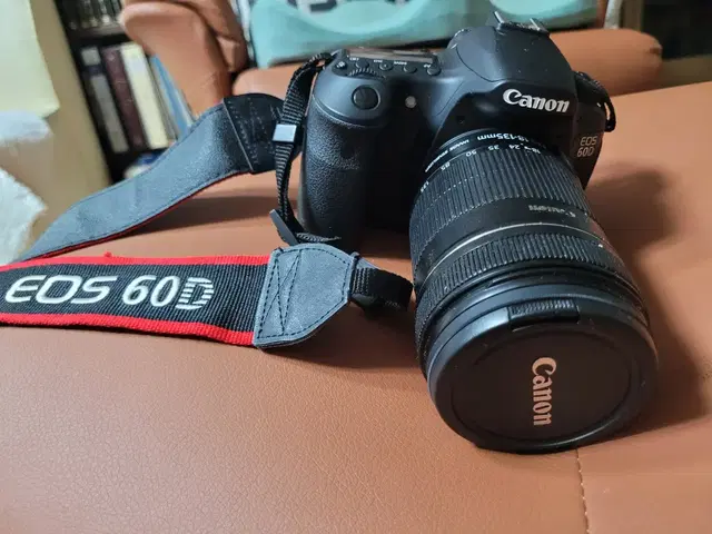 캐논 정품 EOS 60D+18-135mm 기본렌즈+8GB+UV필터 k