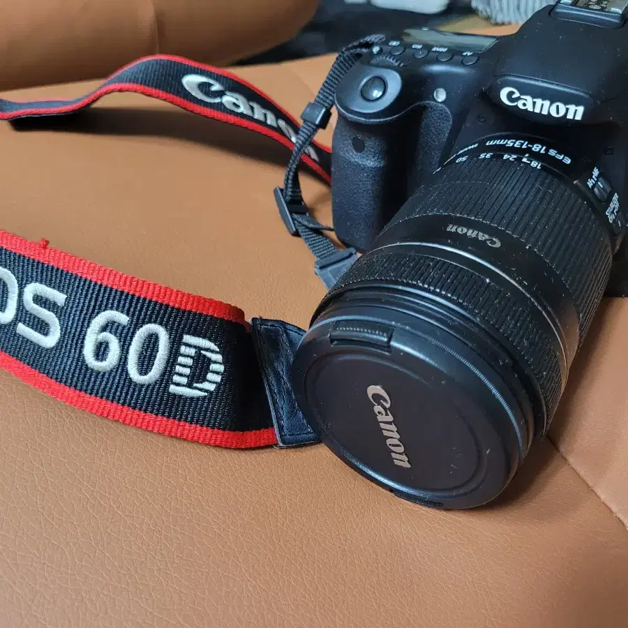 캐논 정품 EOS 60D+18-135mm 기본렌즈+8GB+UV필터 k