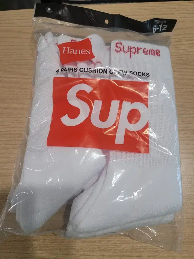 새상품  SUPREME  Hanes 슈프림 해인즈 크루삭스 4족