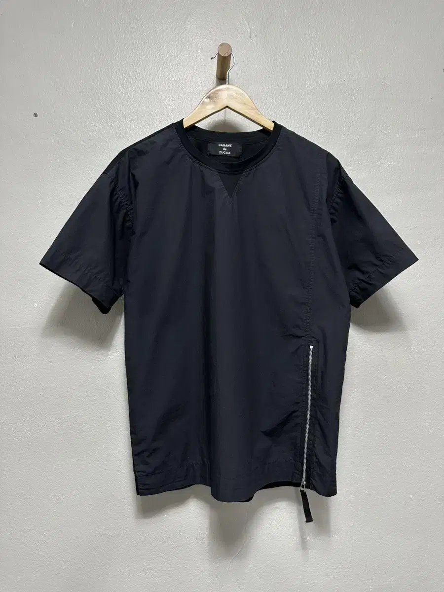 Zucca ZUCCA Zip Detail T-shirt