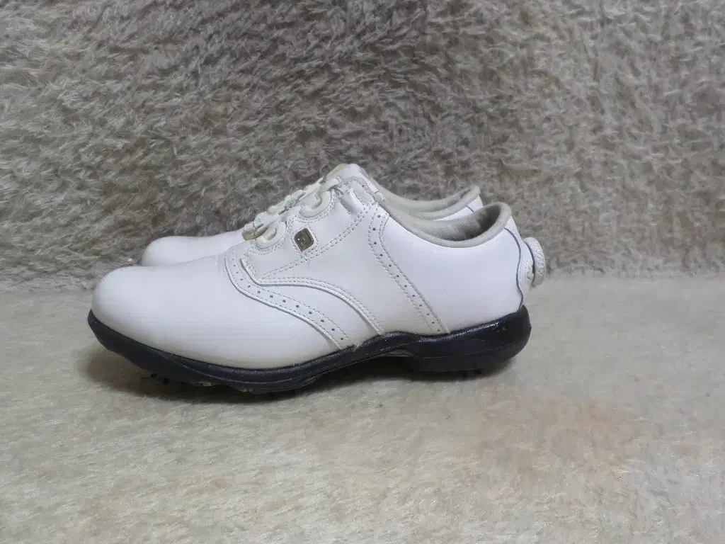 FLUROUGUE 250 FootJoy BOA DryJoy Cowhide White Golf Shoes Used Shoes