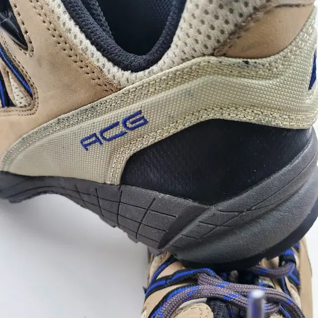 2002 nike acg 비브람솔 트레킹 슈즈 245