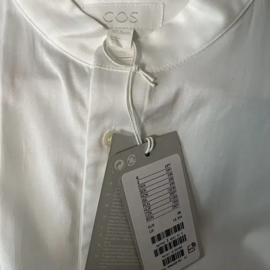 코스  Collarless Shirt 화이트 셔츠 40사이즈 팝니다