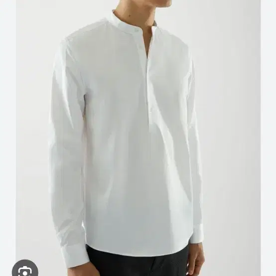 코스  Collarless Shirt 화이트 셔츠 40사이즈 팝니다