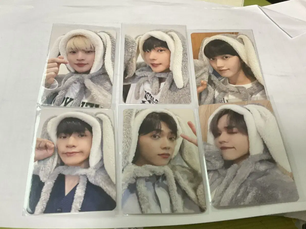 ONF Bunny Blanket unreleased photocard jump up