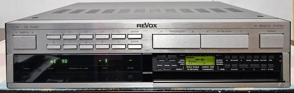 REVOX 듀너 B 260 판매합니다