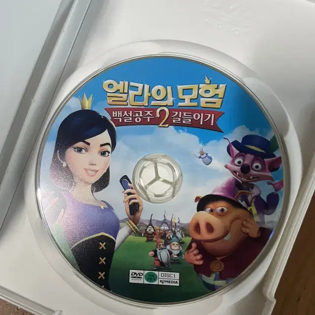 영화 엘라의 모험 2 DVD 인테리어 소품