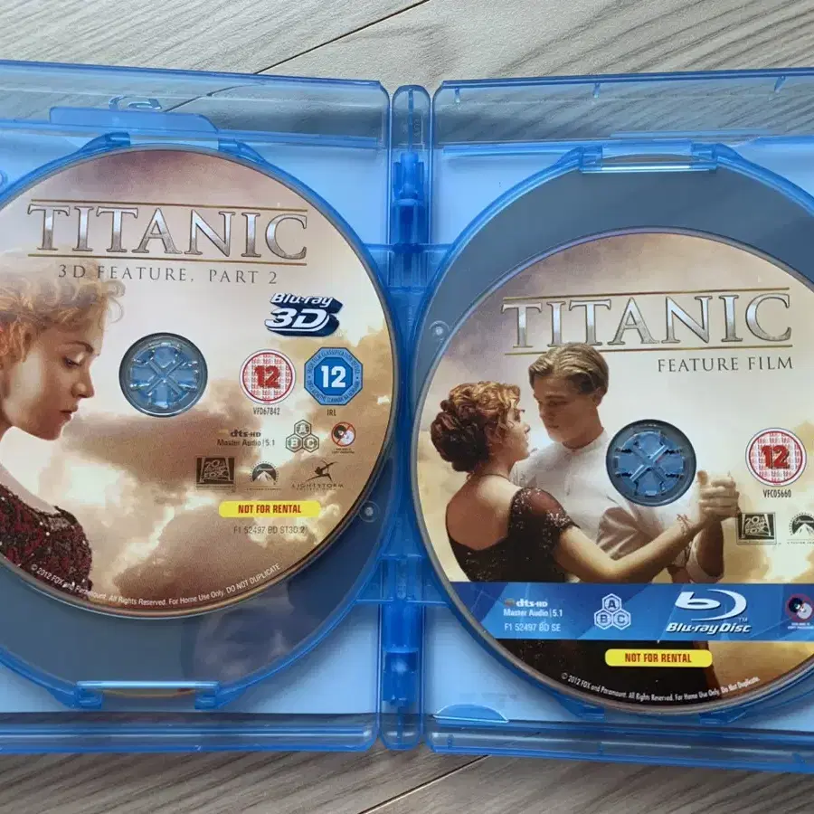 타이타닉 3D 블루레이 4Disk 영어.스페인어판 팔아요.