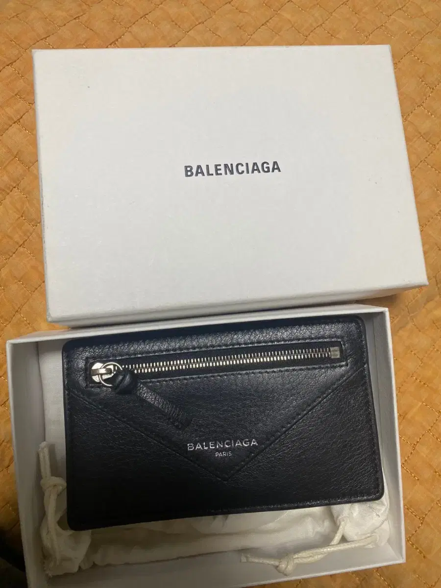 Balenciaga unisex wallet