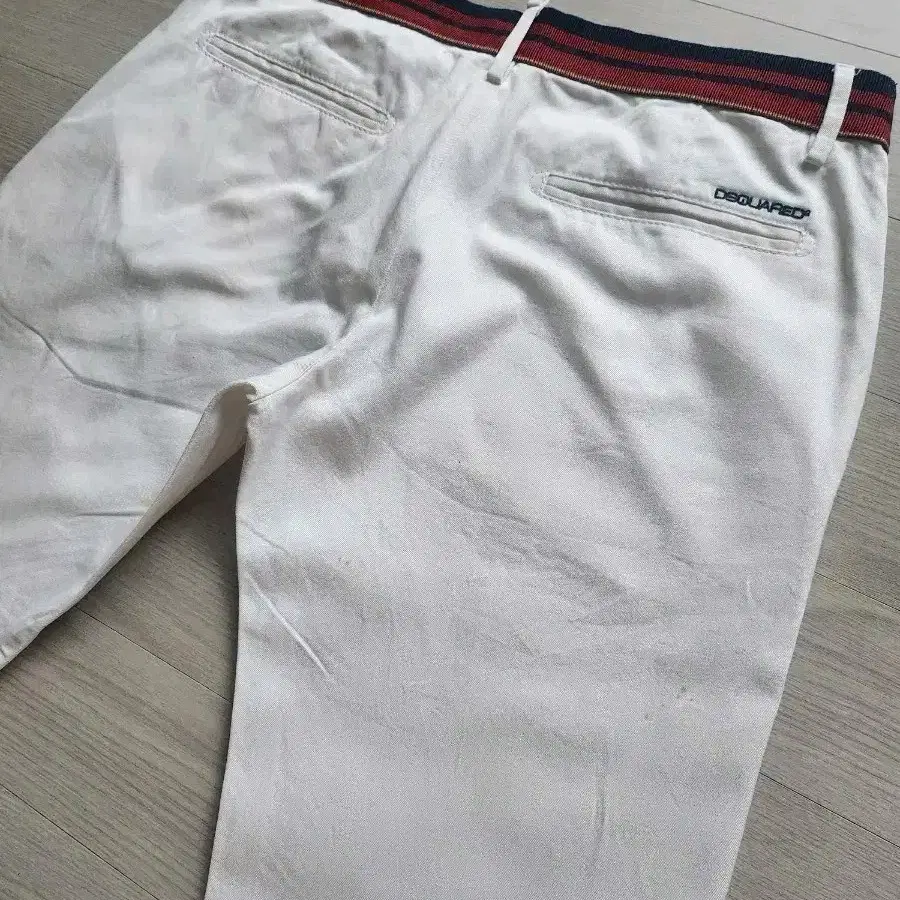 정품 디스퀘어드2 Resort White Chino Pant-eu48