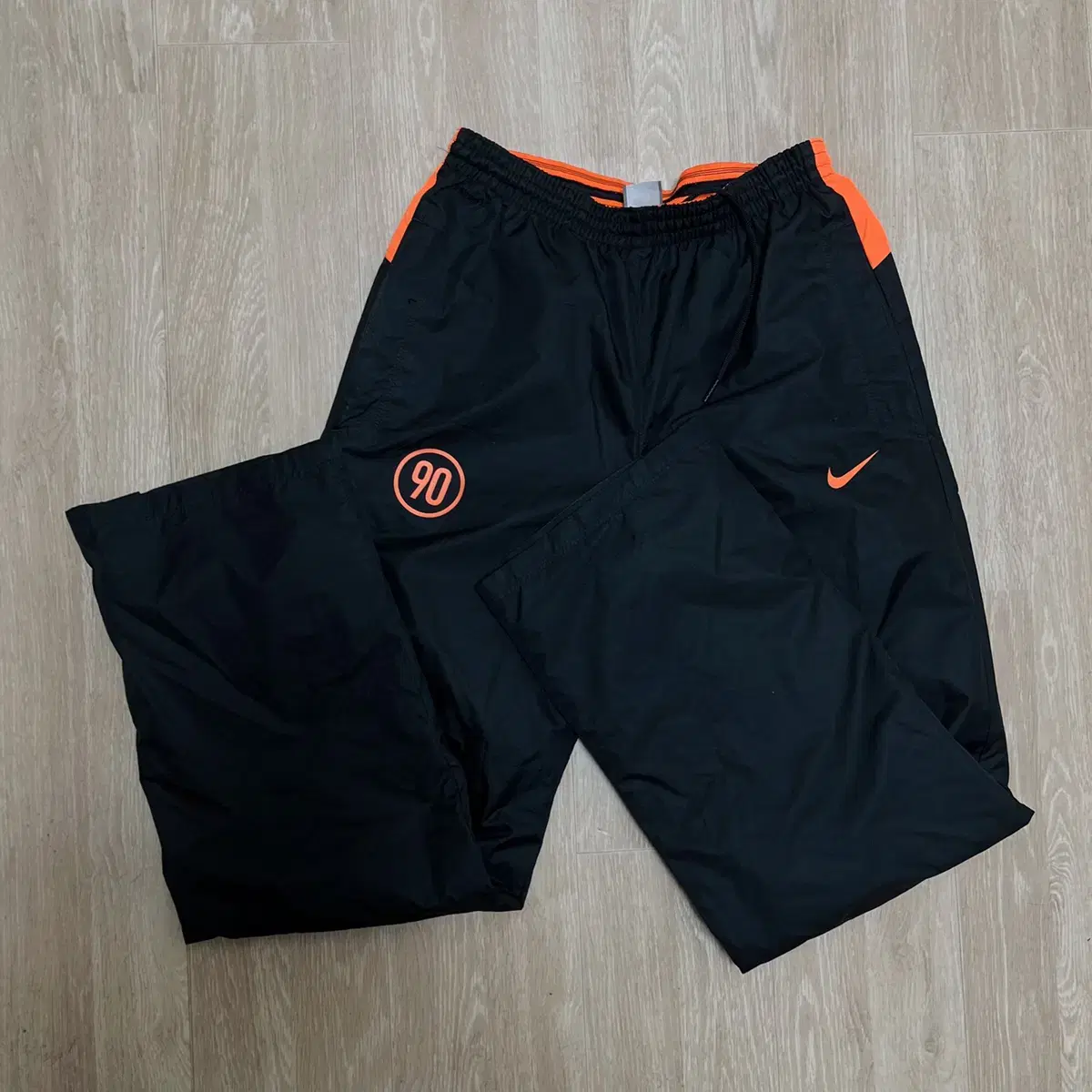 Nike Old School Swoosh Banded Track Pants S/90