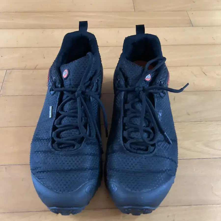 Merrell trekking shoes (275)