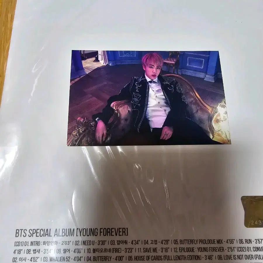 방탄 석진 피땀 공방포카 양도.  bts JIN