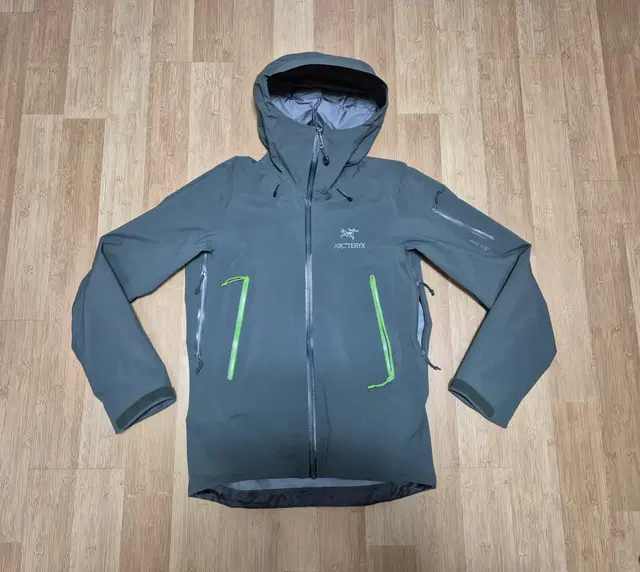 아크테릭스 베타SV 고어텍스자켓 Nautic Grey