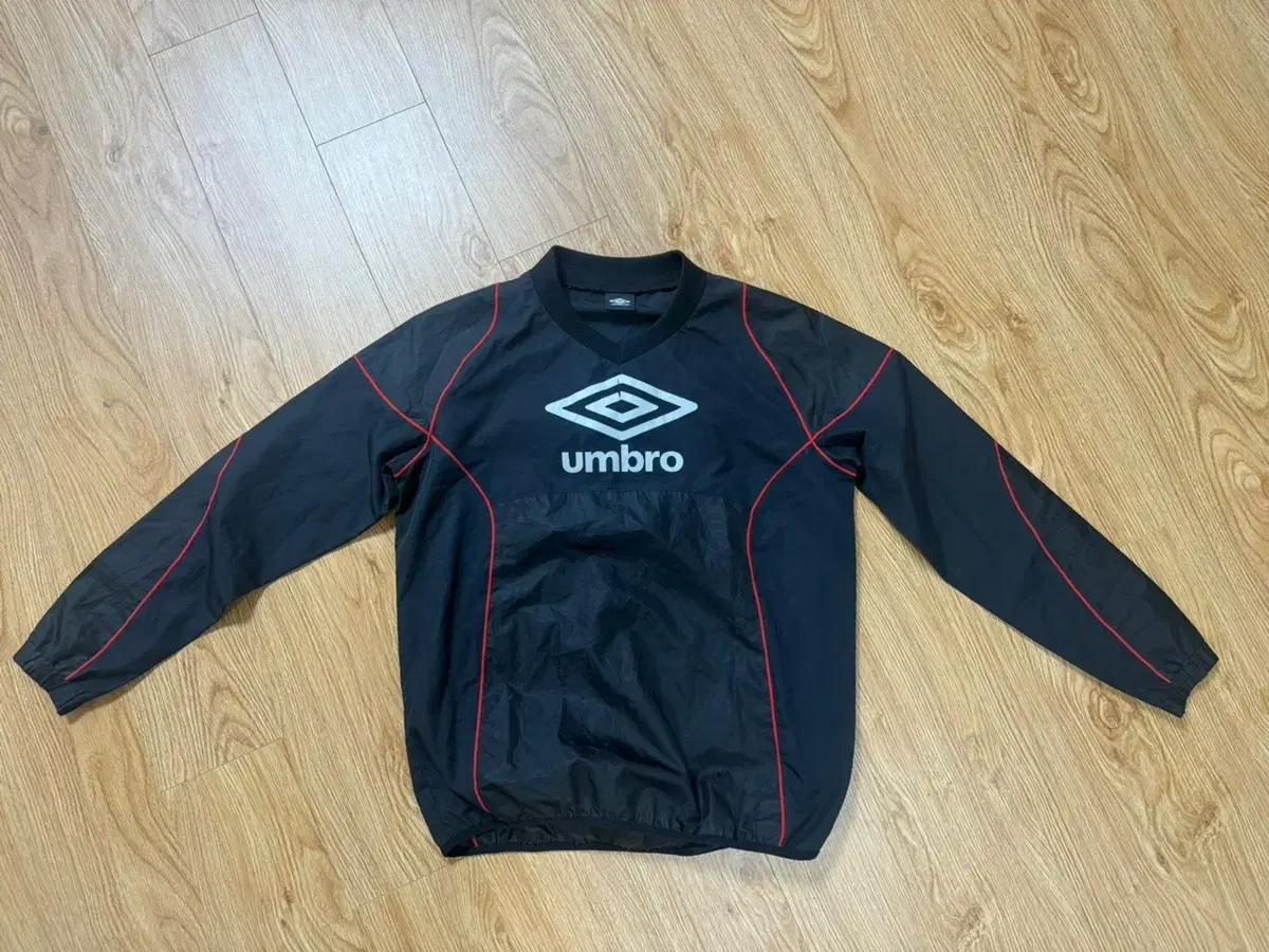 Japanese version of the Umbro Pistetop