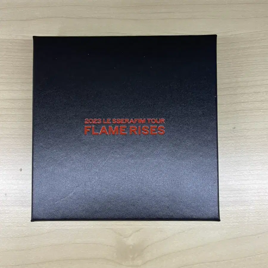 르세라핌 2023콘서트 flame rises엠디 팔찌(포카 포함)