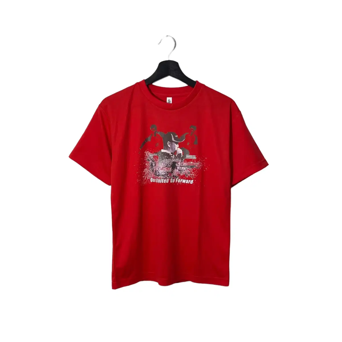 Manwanshop Glimmer Street Printed Vahn Tee