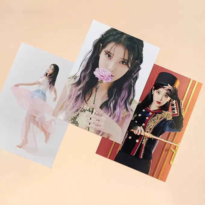 [unsealed] iu Golden Hour poster Set