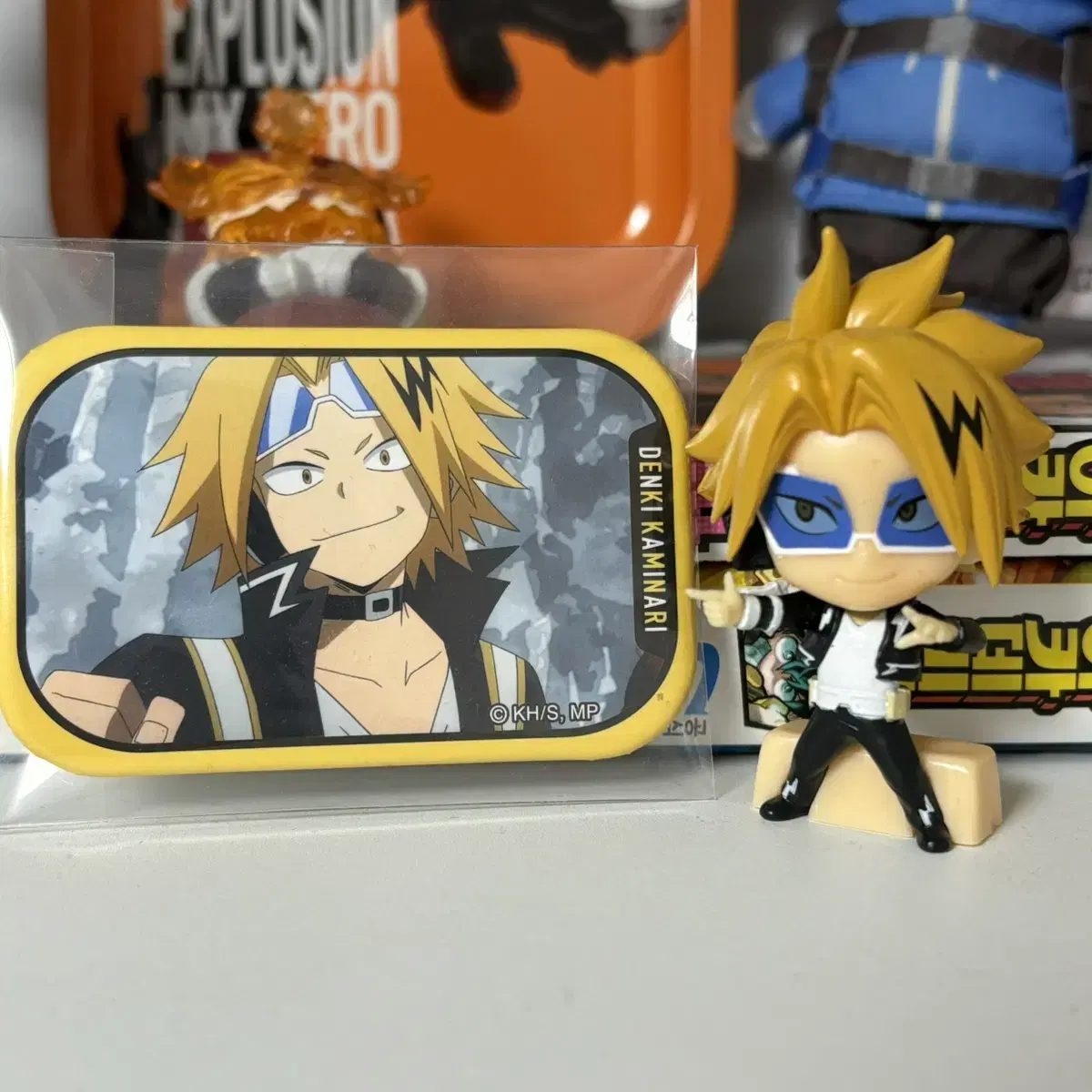 Nayeon Hiroaka Kaminari Figures Can Badge Bulk Wts My Hero Academia