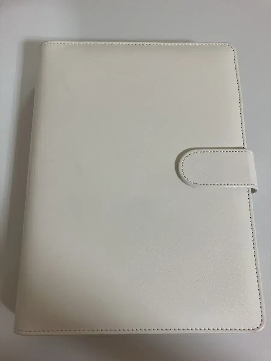 Fromable white binder for sale