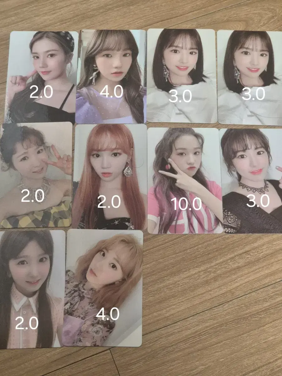 iz*one heart*iz album Sells photo cards