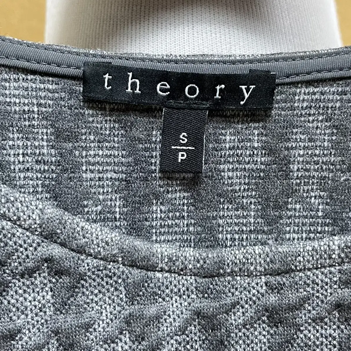 Theory 하운드투스 원피스