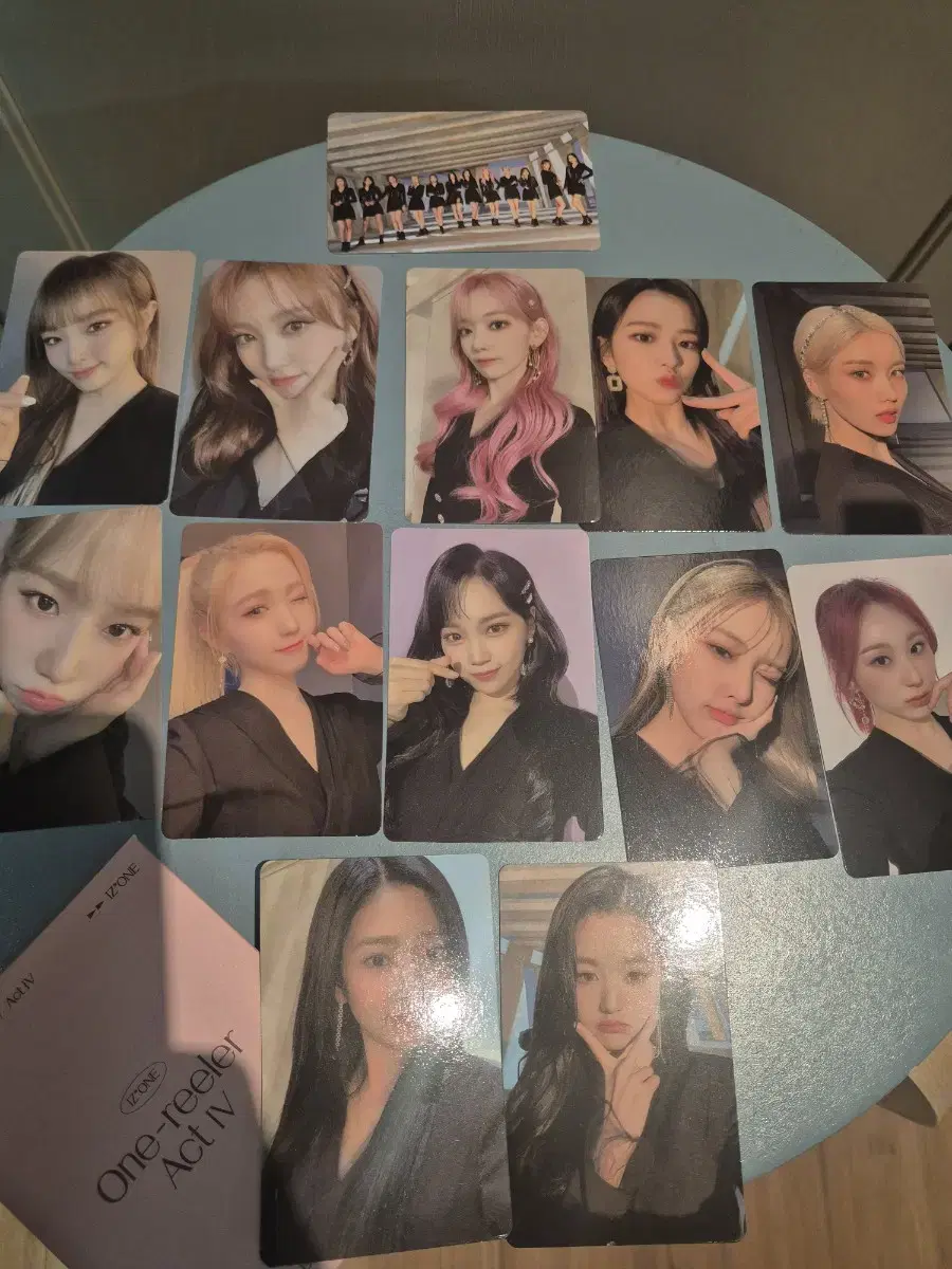 iz*one one-reeler photo card set