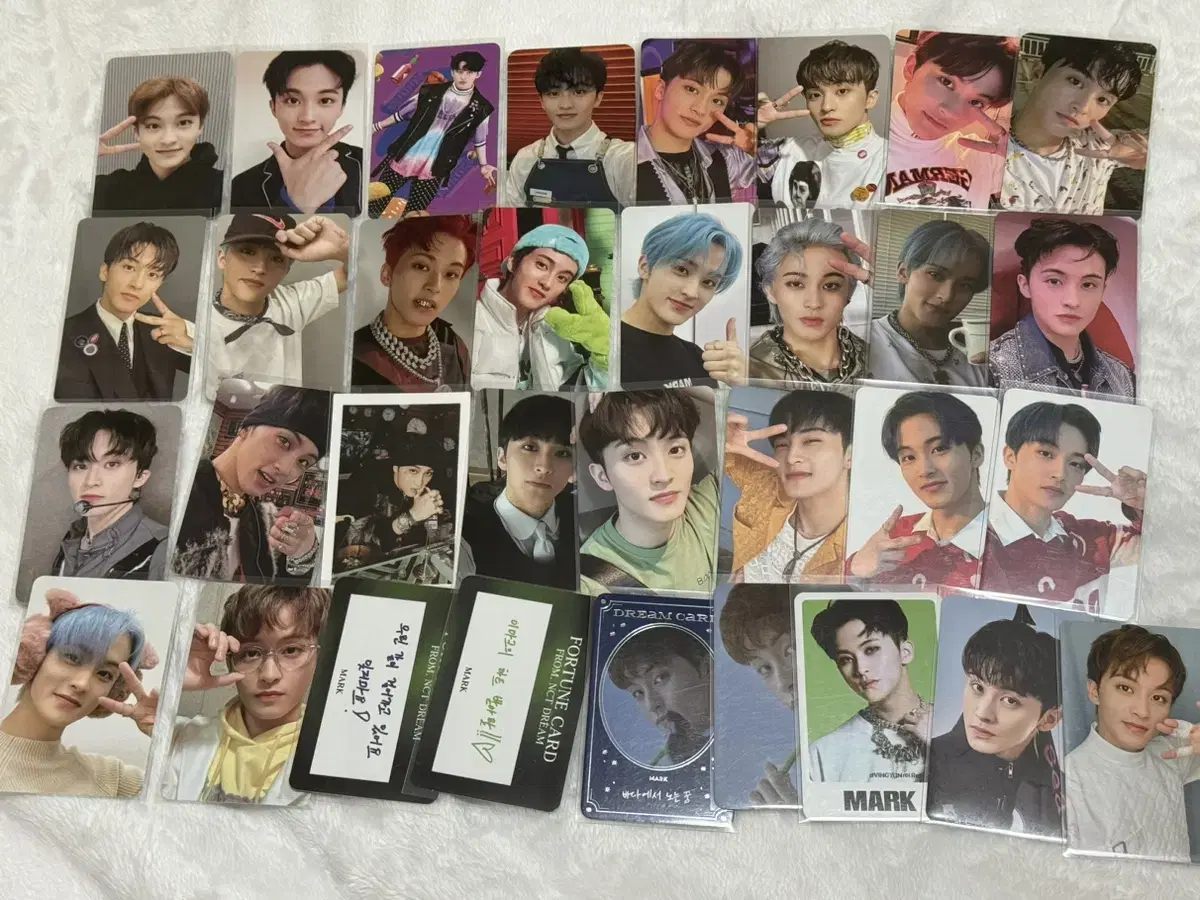 nct nct mark photocard 33 copies in bulk bulk wts sell