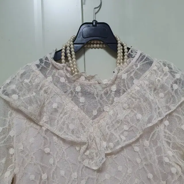 N3876 Roem 로엠 망사 시스루 블라우스.프릴