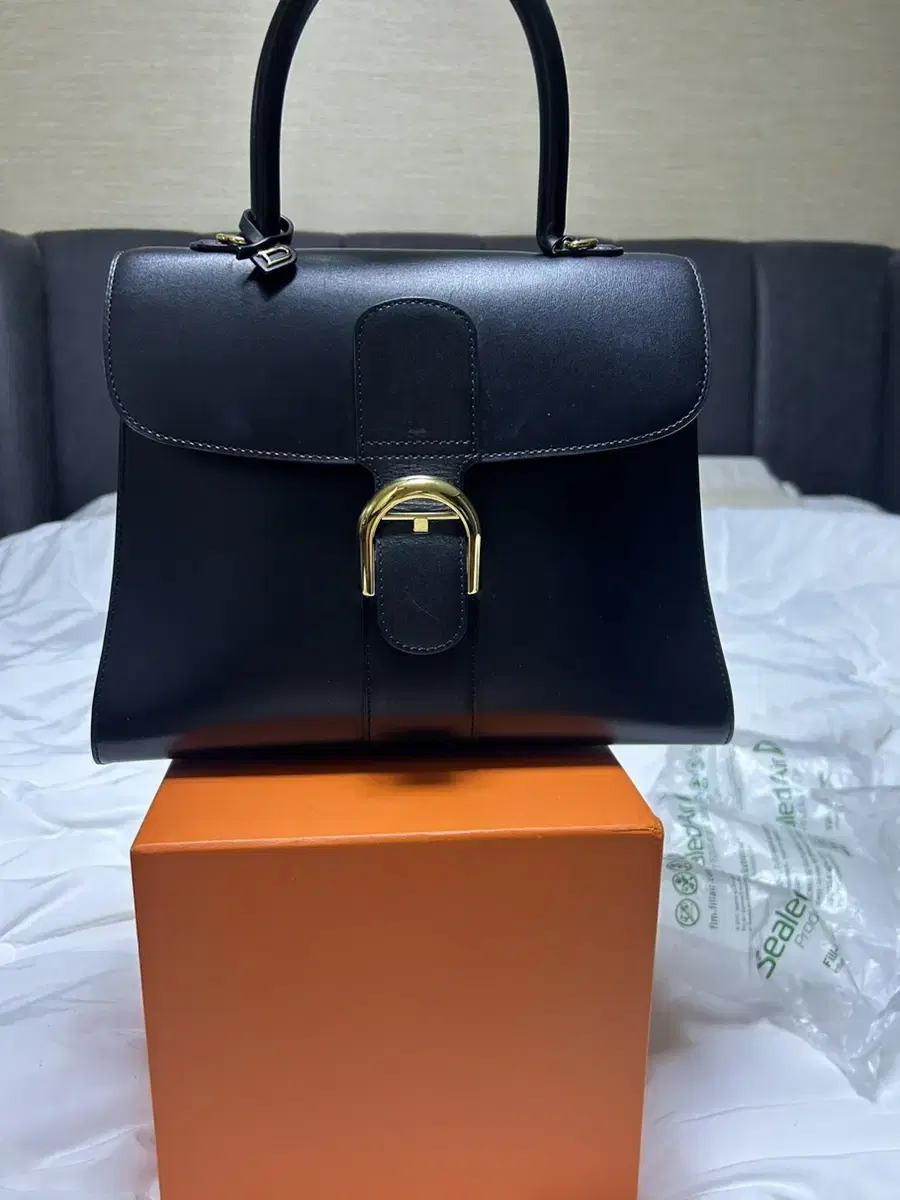 Brand new Delvaux Briand Black MM