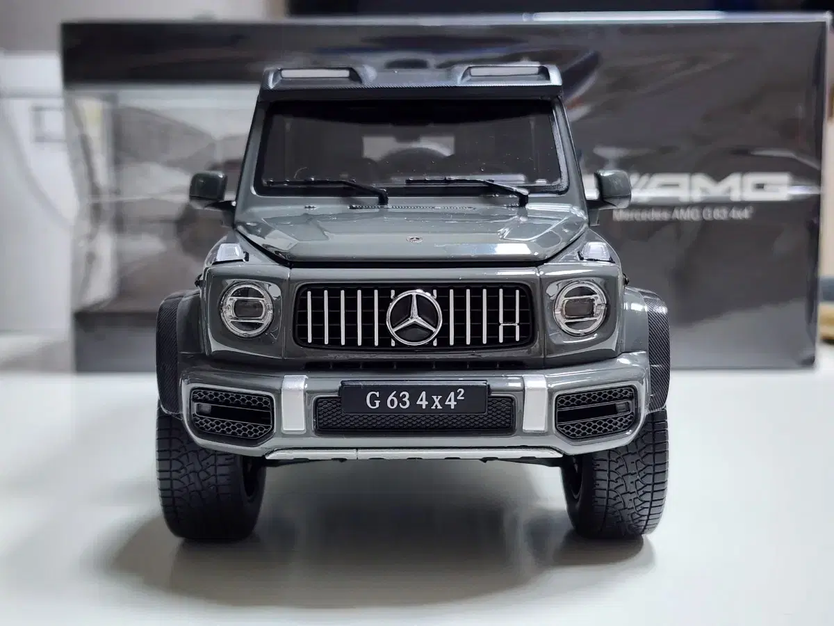 1:18 iScale 벤츠 G63 AMG 그레이 딜러버전 한정 다이캐스트