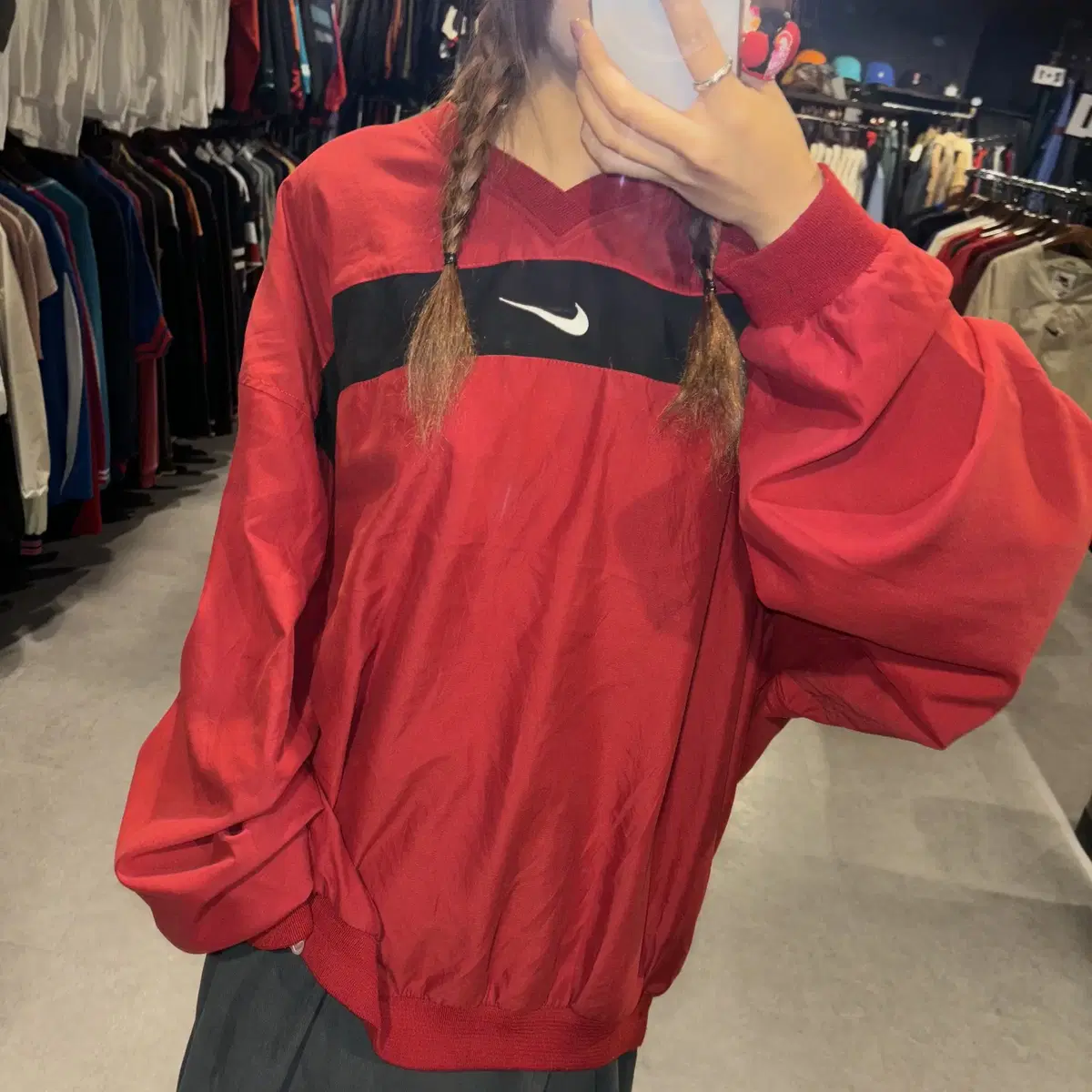 NIKE 나이키 올드스쿨 레드 블랙 배색 스우시 포켓 디테일 웜업(XL)