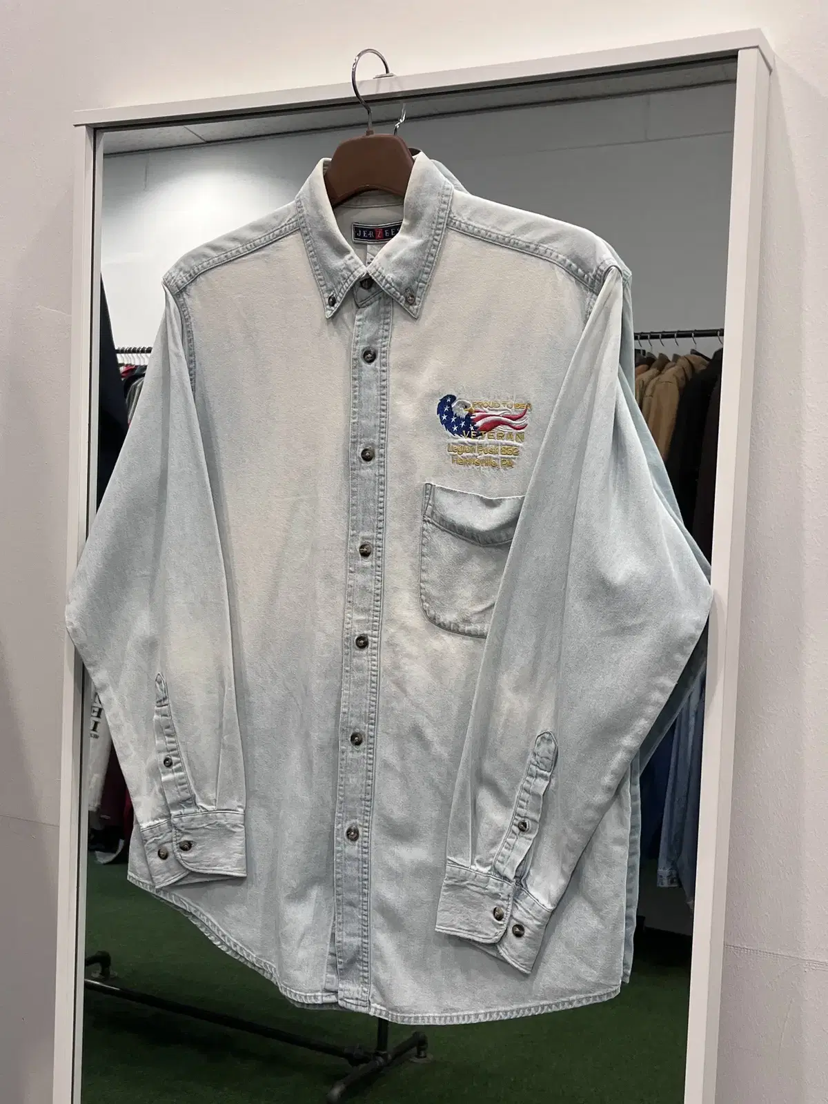 90s Jerzees Jersey Embroidered Logo Denim Shirt