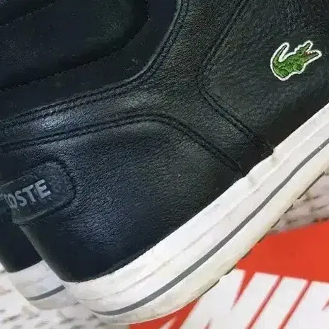 LACOSTE 라코스테 스니커즈 255mm