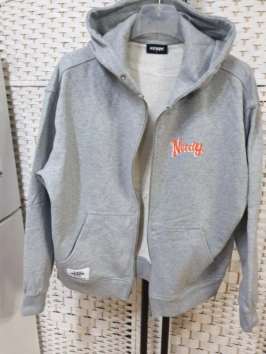 (0671) NERDY Nerdy Hooded Zip-up L