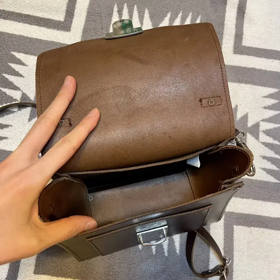 zatchels bag 자첼백 사첼백 핸드백 브라운가방 학생가방