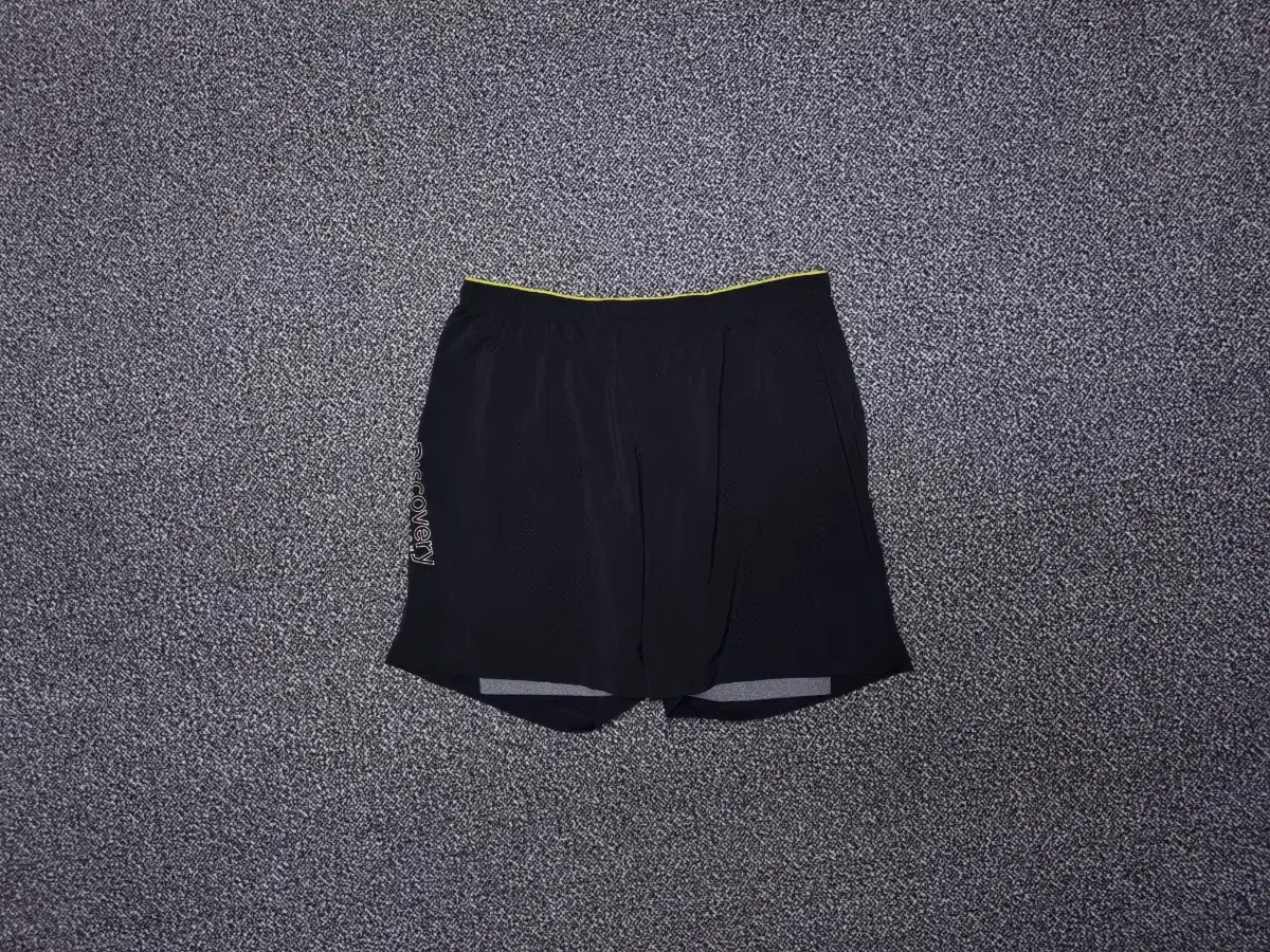 [Free Shipping][35]Discovery Banded Shorts Vahn