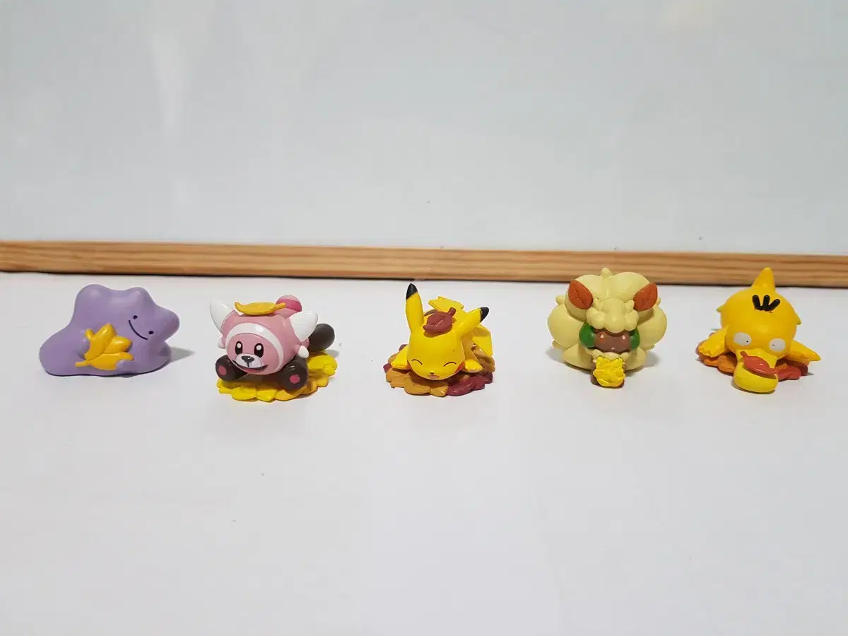 Pokémon gaeul Foliage Gacha in bulk