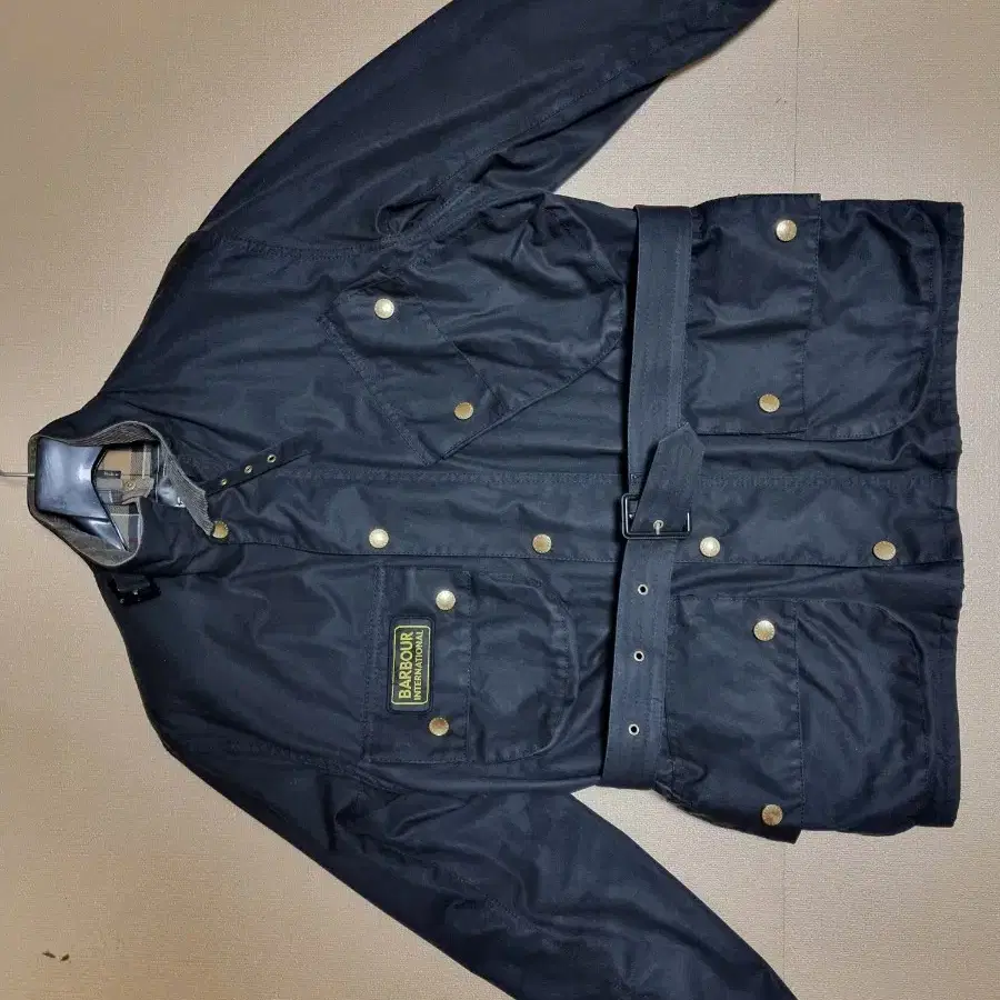 barbour 바버 인터네셔널 size38 점퍼 팔아요