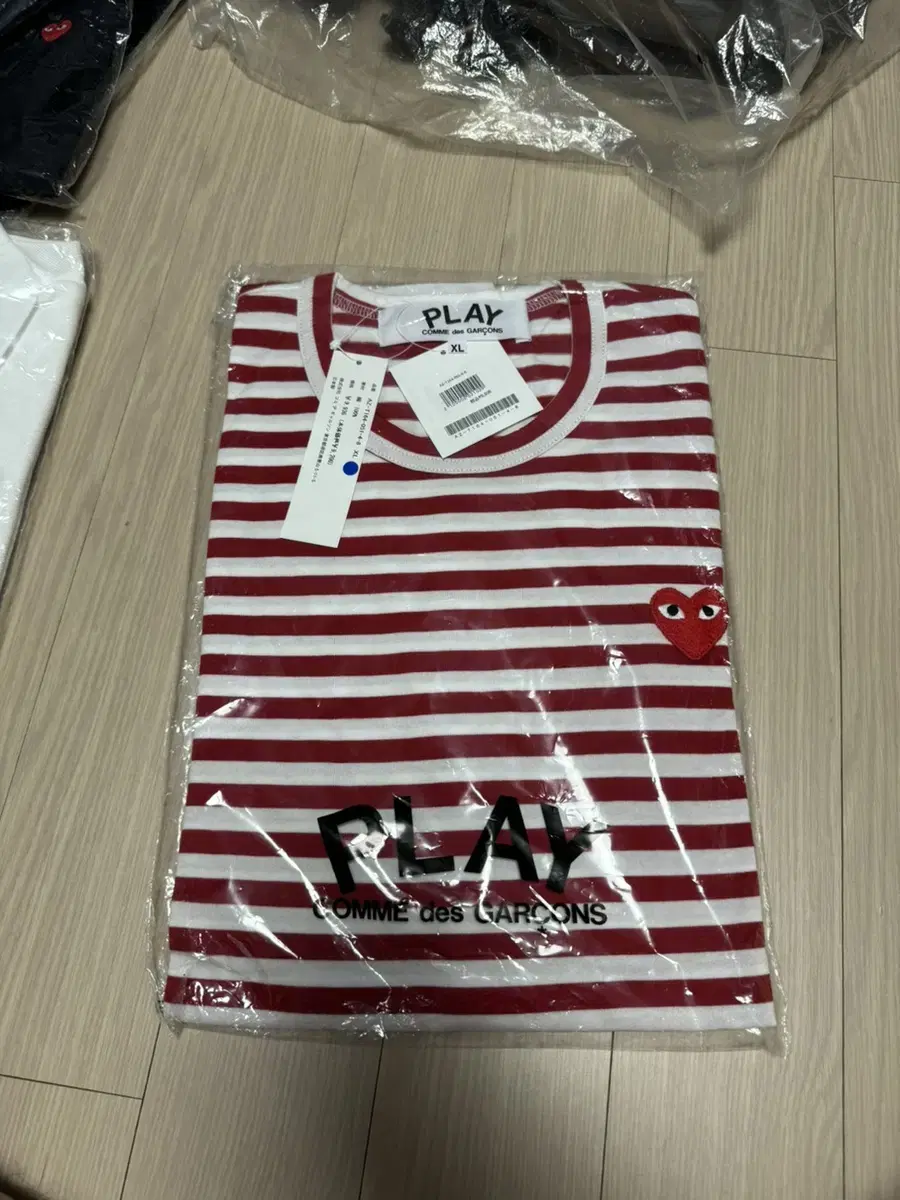 Comme des Garçons Song Bordertie Red Redwapen XL