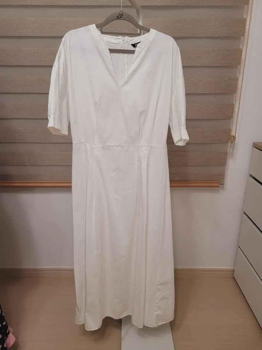 Zara White Long ONEPIECE