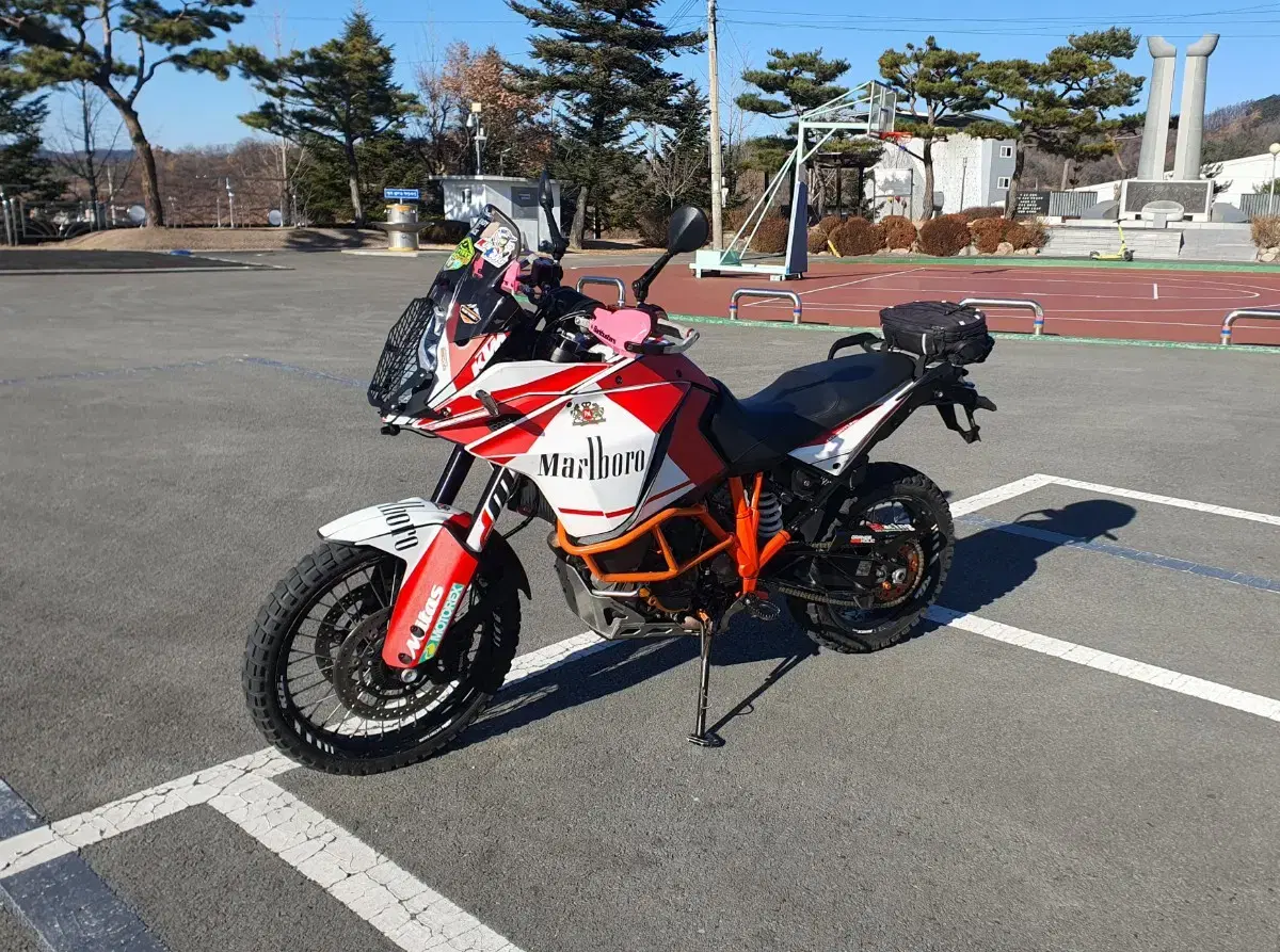 ktm 1090 adv R 팝니다.