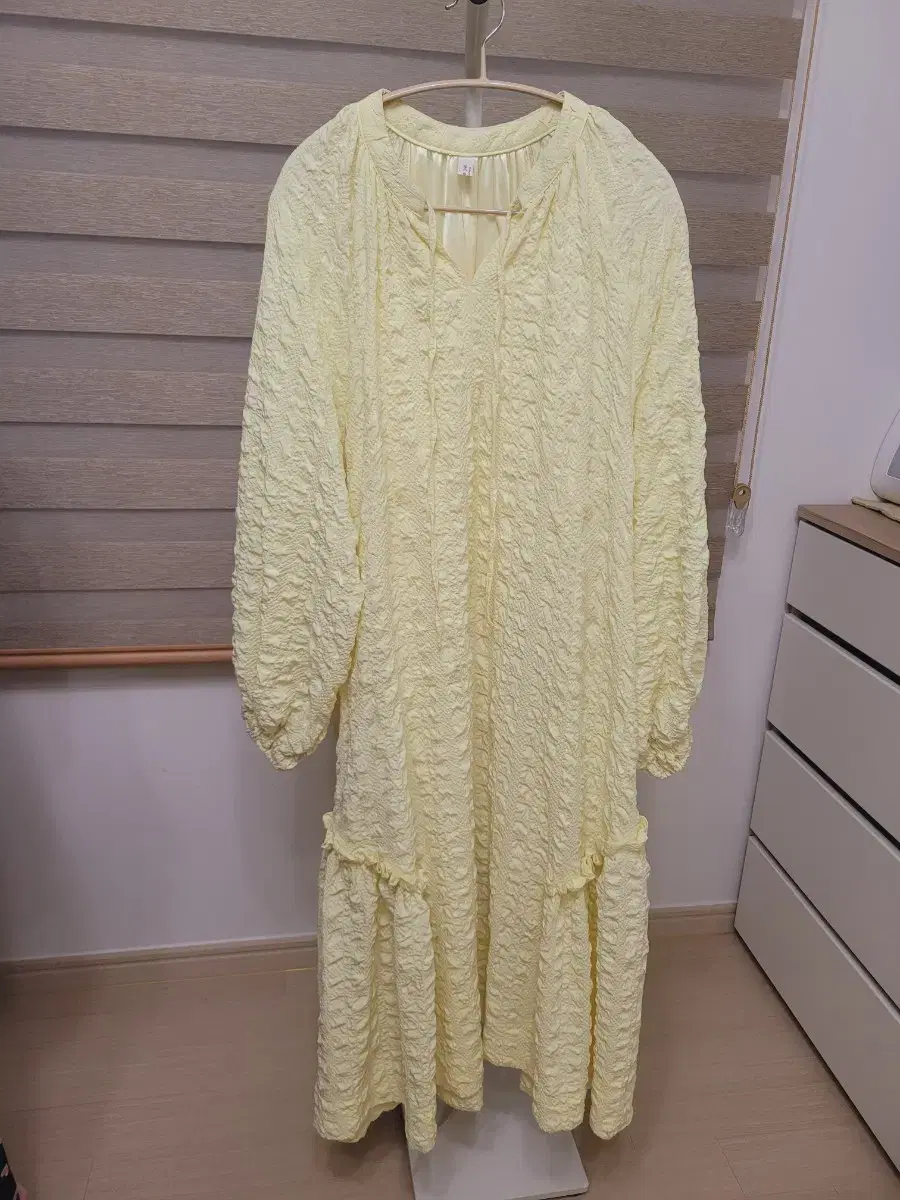 Light yellow embossed long dress