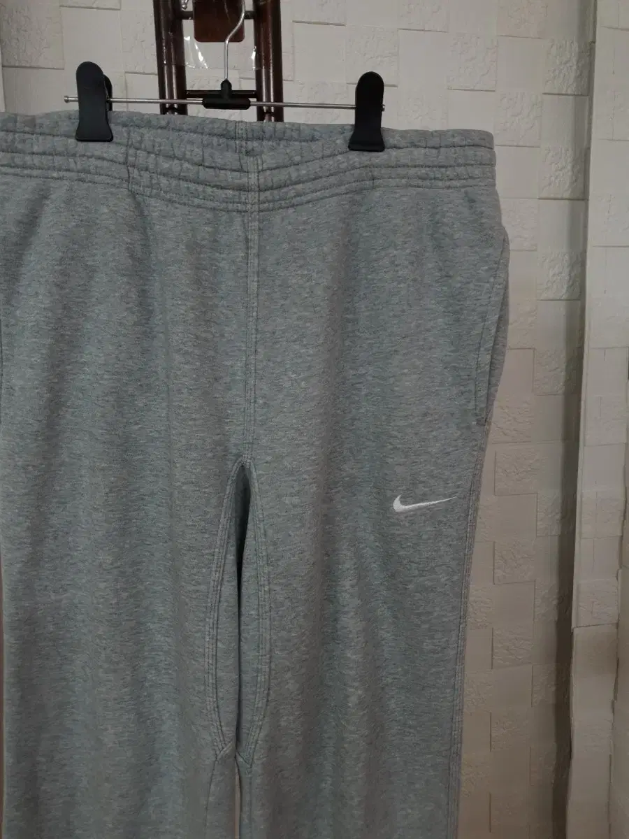 Nike Brushed Jogger Pant 100 32-34 inches