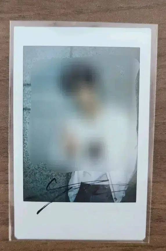 급처)ateez yunho 친필 sign polaroid wts