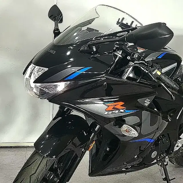 [ 스즈끼 ] GSX R125cc 19년 서울부산대구경기김해마산창원울산