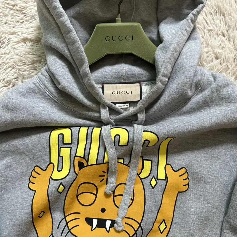 구찌 Gucci 마릴린 먼로 캣 프린트 후드 Size : M