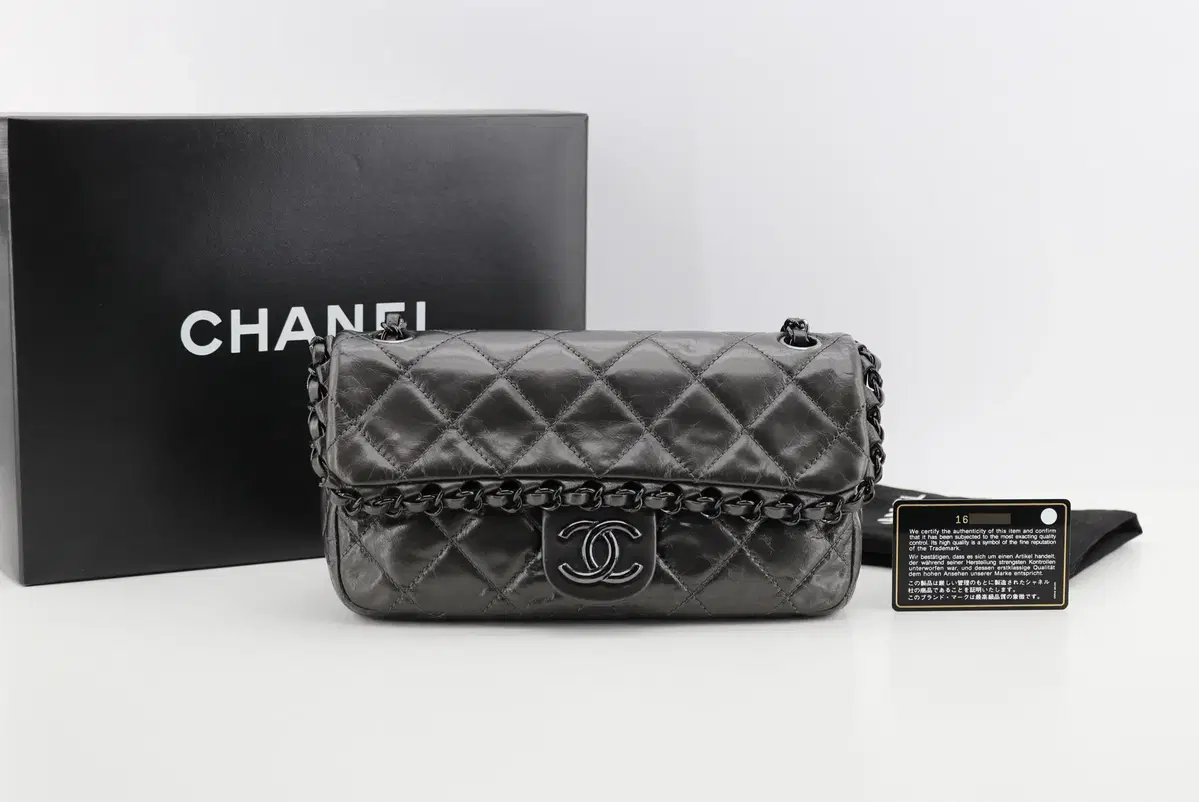 [착한중고명품울산점] Chanel Around Chain Shoulder Bag 16대대 Condition A+